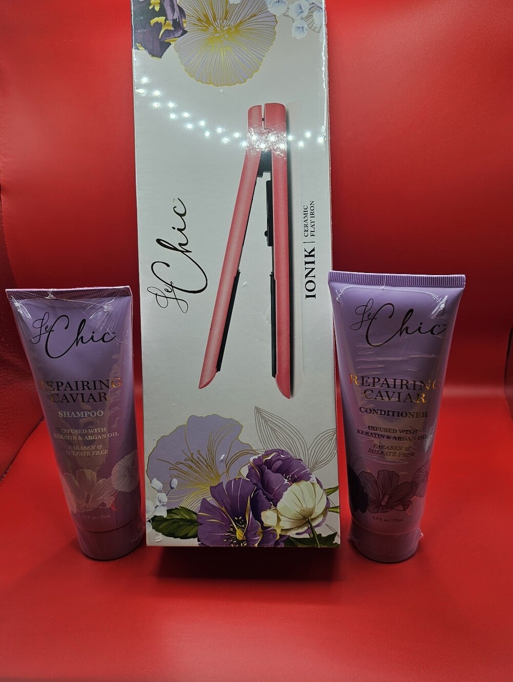Le Chic Flat Iron With Repairing Caviar Shampoo & Conditioner Set